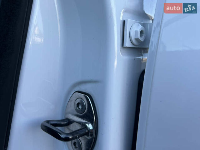 Белый Фольксваген Поло, объемом двигателя 1.4 л и пробегом 136 тыс. км за 9950 $, фото 136 на Automoto.ua