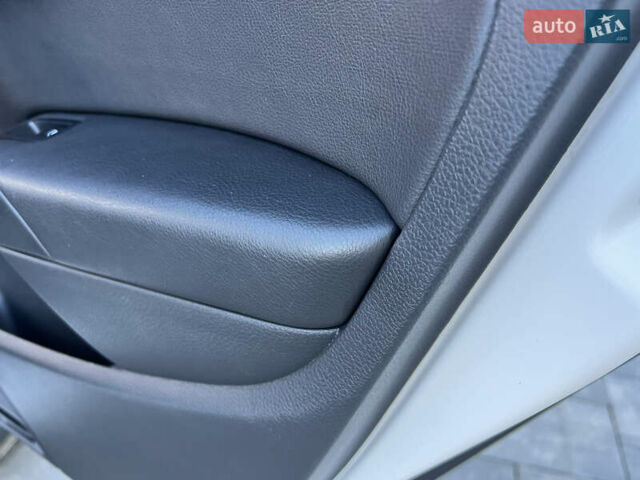 Белый Фольксваген Поло, объемом двигателя 1.4 л и пробегом 136 тыс. км за 10650 $, фото 107 на Automoto.ua