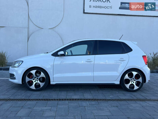 Белый Фольксваген Поло, объемом двигателя 1.4 л и пробегом 136 тыс. км за 10650 $, фото 13 на Automoto.ua
