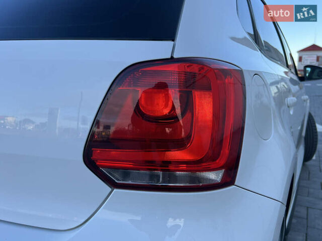 Белый Фольксваген Поло, объемом двигателя 1.4 л и пробегом 136 тыс. км за 9950 $, фото 33 на Automoto.ua