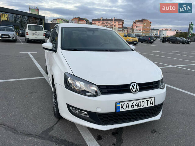 Белый Фольксваген Поло, объемом двигателя 1.39 л и пробегом 160 тыс. км за 5350 $, фото 2 на Automoto.ua