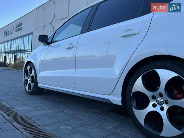 Белый Фольксваген Поло, объемом двигателя 1.4 л и пробегом 136 тыс. км за 9950 $, фото 43 на Automoto.ua