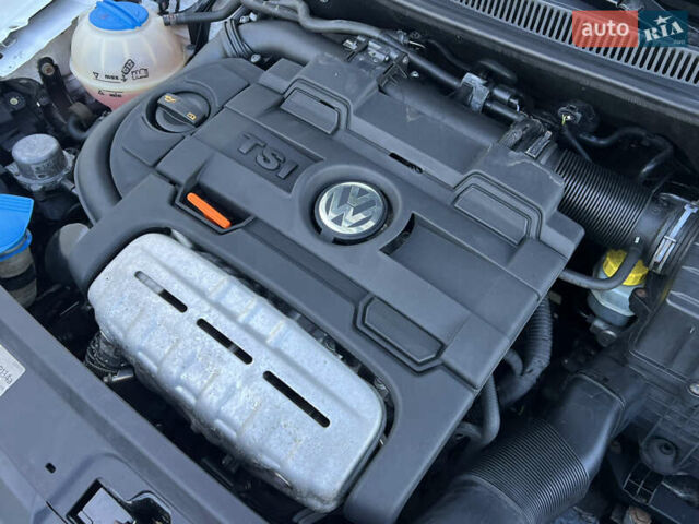 Белый Фольксваген Поло, объемом двигателя 1.4 л и пробегом 136 тыс. км за 9950 $, фото 147 на Automoto.ua