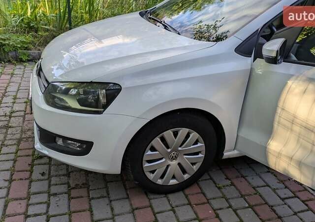 Білий Фольксваген Поло, об'ємом двигуна 1.2 л та пробігом 192 тис. км за 6800 $, фото 13 на Automoto.ua