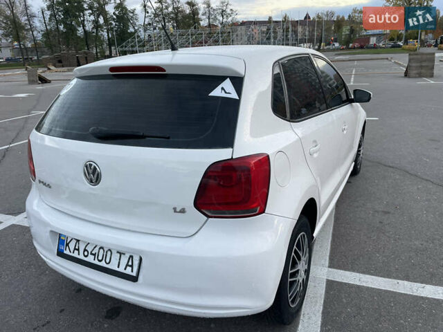 Белый Фольксваген Поло, объемом двигателя 1.39 л и пробегом 160 тыс. км за 5350 $, фото 4 на Automoto.ua