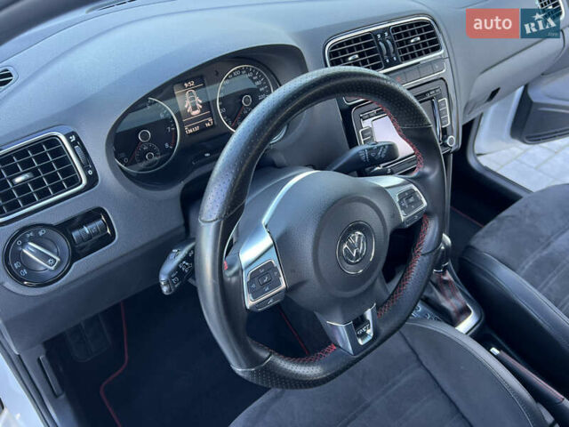 Белый Фольксваген Поло, объемом двигателя 1.4 л и пробегом 136 тыс. км за 10650 $, фото 54 на Automoto.ua