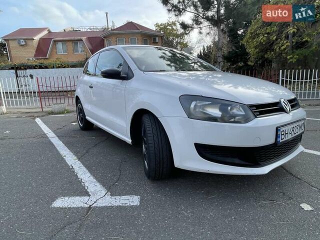 Белый Фольксваген Поло, объемом двигателя 1.2 л и пробегом 209 тыс. км за 6350 $, фото 9 на Automoto.ua