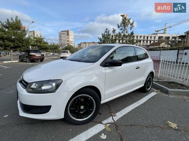Белый Фольксваген Поло, объемом двигателя 1.2 л и пробегом 209 тыс. км за 6350 $, фото 12 на Automoto.ua