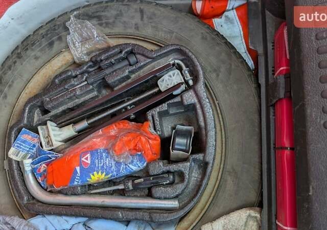 Білий Фольксваген Поло, об'ємом двигуна 1.2 л та пробігом 192 тис. км за 6800 $, фото 23 на Automoto.ua