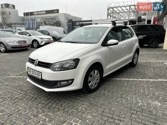 Белый Фольксваген Поло, объемом двигателя 1.2 л и пробегом 212 тыс. км за 6000 $, фото 8 на Automoto.ua