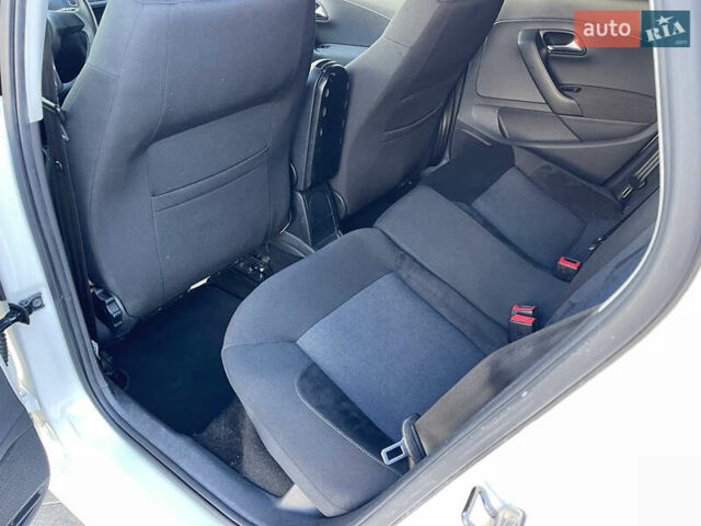 Белый Фольксваген Поло, объемом двигателя 1.2 л и пробегом 207 тыс. км за 8900 $, фото 14 на Automoto.ua