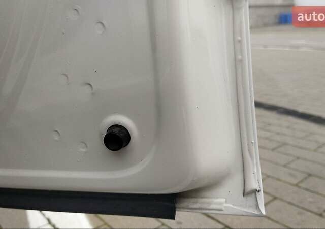 Белый Фольксваген Поло, объемом двигателя 1.39 л и пробегом 175 тыс. км за 7500 $, фото 11 на Automoto.ua