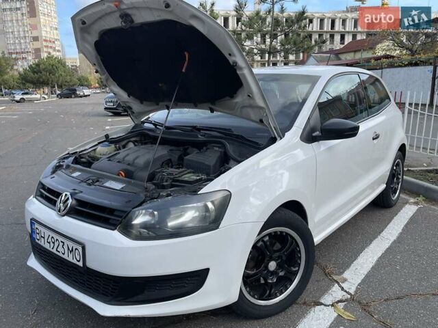 Белый Фольксваген Поло, объемом двигателя 1.2 л и пробегом 209 тыс. км за 6350 $, фото 8 на Automoto.ua