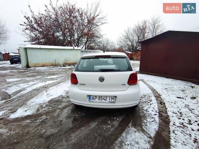 Білий Фольксваген Поло, об'ємом двигуна 1.6 л та пробігом 171 тис. км за 7200 $, фото 1 на Automoto.ua