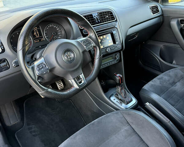 Белый Фольксваген Поло, объемом двигателя 1.4 л и пробегом 227 тыс. км за 7800 $, фото 10 на Automoto.ua