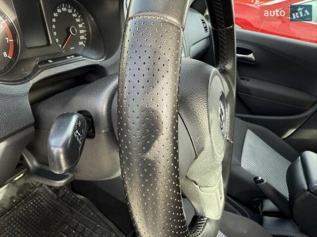 Белый Фольксваген Поло, объемом двигателя 1.39 л и пробегом 441 тыс. км за 6999 $, фото 24 на Automoto.ua