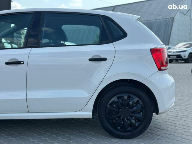 Белый Фольксваген Поло, объемом двигателя 1.2 л и пробегом 211 тыс. км за 6590 $, фото 4 на Automoto.ua