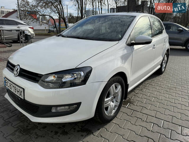 Белый Фольксваген Поло, объемом двигателя 1.39 л и пробегом 441 тыс. км за 6999 $, фото 2 на Automoto.ua