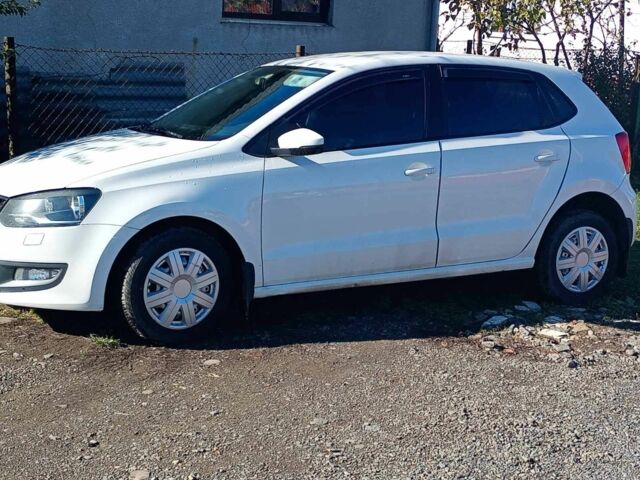 Білий Фольксваген Поло, об'ємом двигуна 1.4 л та пробігом 226 тис. км за 7000 $, фото 1 на Automoto.ua