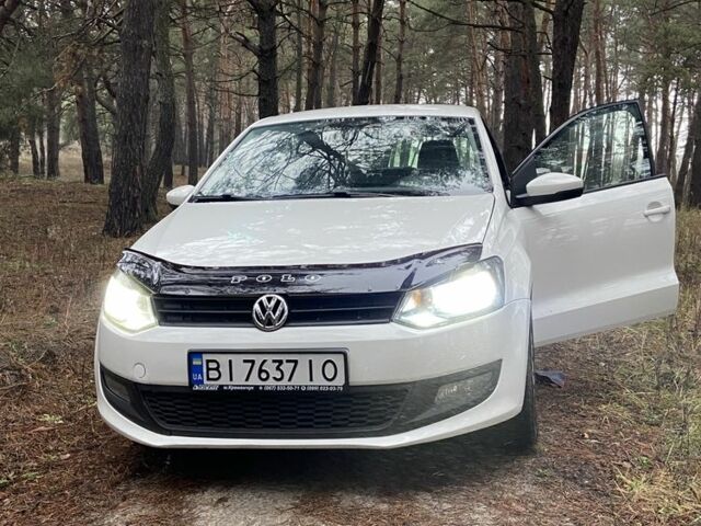 Білий Фольксваген Поло, об'ємом двигуна 1.2 л та пробігом 250 тис. км за 6200 $, фото 1 на Automoto.ua