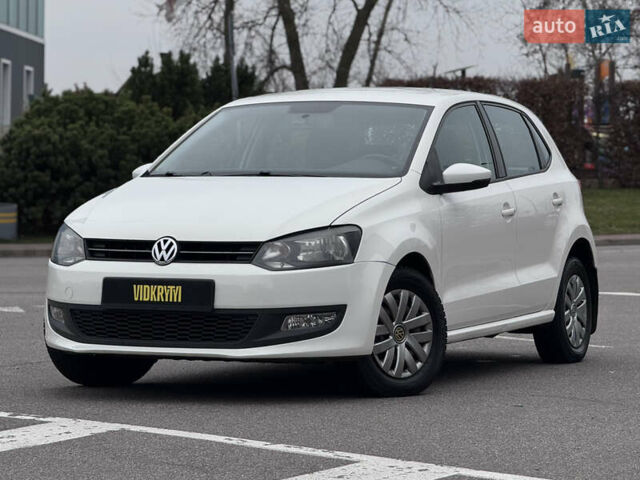 Білий Фольксваген Поло, об'ємом двигуна 1.39 л та пробігом 226 тис. км за 7350 $, фото 1 на Automoto.ua