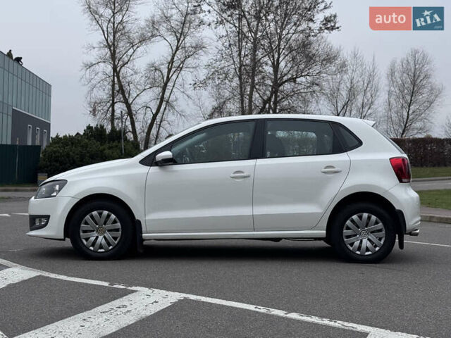 Білий Фольксваген Поло, об'ємом двигуна 1.39 л та пробігом 226 тис. км за 7350 $, фото 10 на Automoto.ua