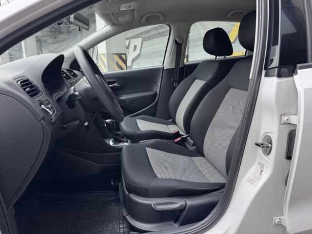 Белый Фольксваген Поло, объемом двигателя 1.4 л и пробегом 226 тыс. км за 7350 $, фото 18 на Automoto.ua