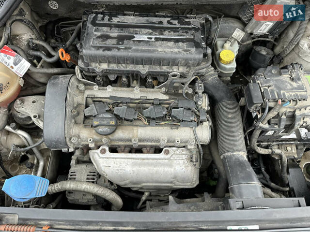 Белый Фольксваген Поло, объемом двигателя 1.39 л и пробегом 165 тыс. км за 6500 $, фото 9 на Automoto.ua