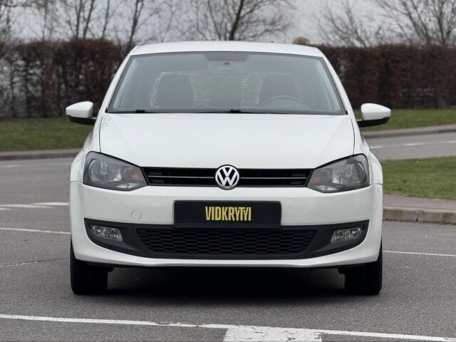 Белый Фольксваген Поло, объемом двигателя 1.4 л и пробегом 226 тыс. км за 7350 $, фото 1 на Automoto.ua