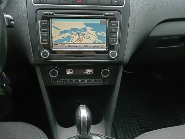 Білий Фольксваген Поло, об'ємом двигуна 1.4 л та пробігом 226 тис. км за 7000 $, фото 5 на Automoto.ua