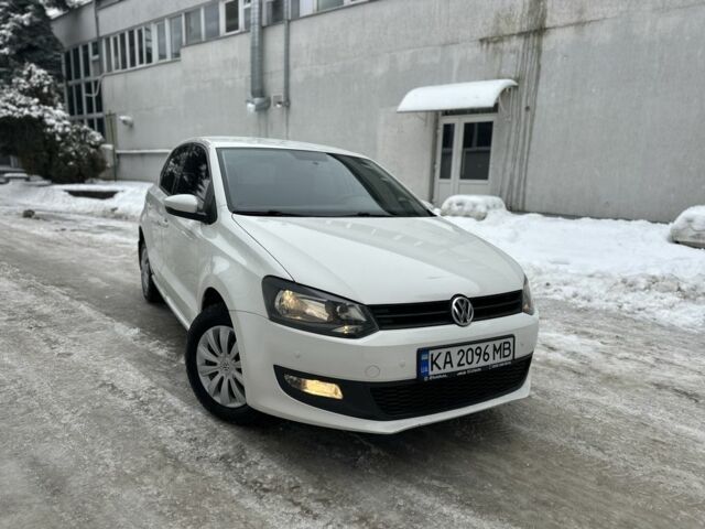 Білий Фольксваген Поло, об'ємом двигуна 1.4 л та пробігом 225 тис. км за 7399 $, фото 16 на Automoto.ua