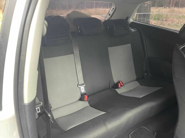 Белый Фольксваген Поло, объемом двигателя 1.2 л и пробегом 243 тыс. км за 5700 $, фото 16 на Automoto.ua