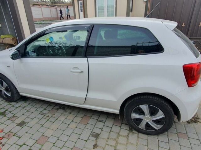 Білий Фольксваген Поло, об'ємом двигуна 1.6 л та пробігом 1 тис. км за 7000 $, фото 7 на Automoto.ua