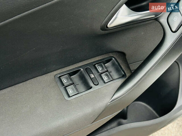 Белый Фольксваген Поло, объемом двигателя 1.4 л и пробегом 176 тыс. км за 7900 $, фото 25 на Automoto.ua