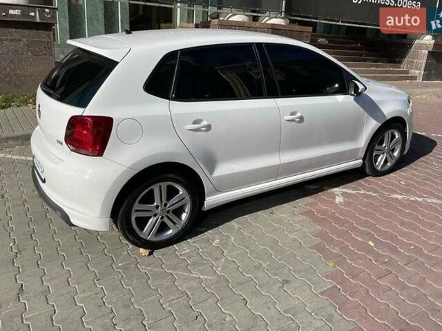 Білий Фольксваген Поло, об'ємом двигуна 1.6 л та пробігом 160 тис. км за 10500 $, фото 1 на Automoto.ua