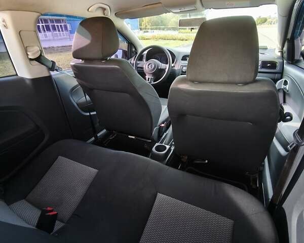 Белый Фольксваген Поло, объемом двигателя 1.2 л и пробегом 103 тыс. км за 5700 $, фото 8 на Automoto.ua