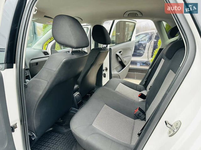 Белый Фольксваген Поло, объемом двигателя 1.4 л и пробегом 176 тыс. км за 7900 $, фото 15 на Automoto.ua