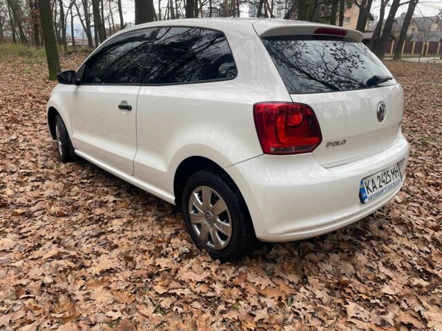 Белый Фольксваген Поло, объемом двигателя 1.2 л и пробегом 243 тыс. км за 5700 $, фото 3 на Automoto.ua