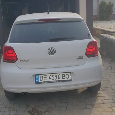 Білий Фольксваген Поло, об'ємом двигуна 1.6 л та пробігом 1 тис. км за 7000 $, фото 9 на Automoto.ua