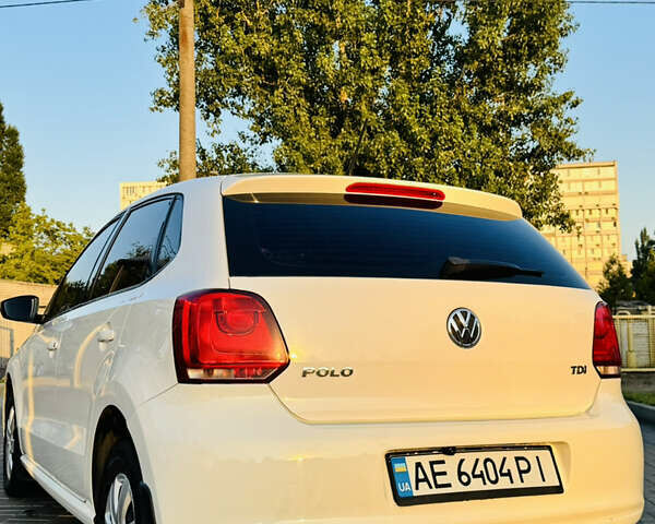 Белый Фольксваген Поло, объемом двигателя 1.2 л и пробегом 170 тыс. км за 6300 $, фото 8 на Automoto.ua