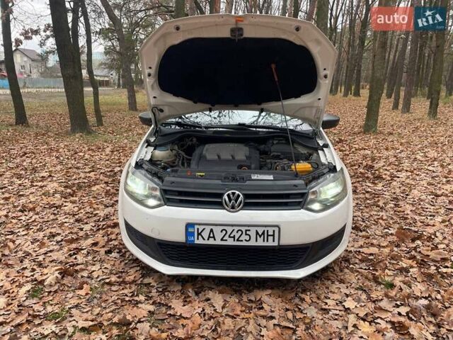 Белый Фольксваген Поло, объемом двигателя 1.2 л и пробегом 243 тыс. км за 5700 $, фото 8 на Automoto.ua