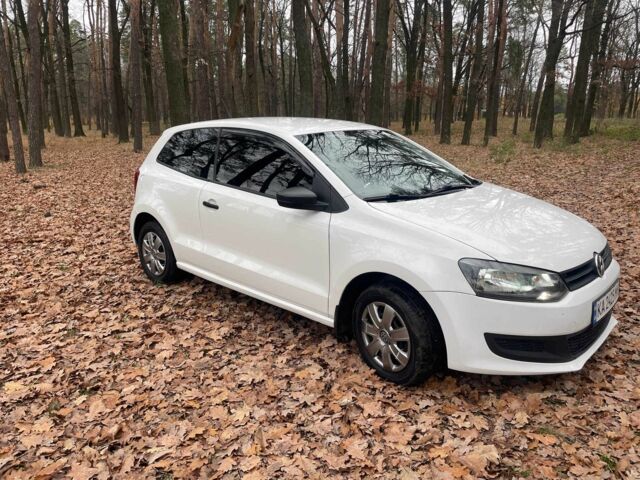 Белый Фольксваген Поло, объемом двигателя 1.2 л и пробегом 243 тыс. км за 5700 $, фото 7 на Automoto.ua