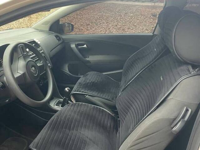 Белый Фольксваген Поло, объемом двигателя 1.2 л и пробегом 243 тыс. км за 5700 $, фото 10 на Automoto.ua