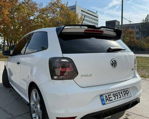 Білий Фольксваген Поло, об'ємом двигуна 1.2 л та пробігом 265 тис. км за 6100 $, фото 2 на Automoto.ua