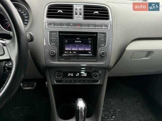 Білий Фольксваген Поло, об'ємом двигуна 1.2 л та пробігом 132 тис. км за 8300 $, фото 19 на Automoto.ua