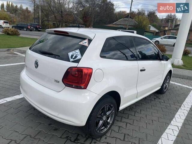 Білий Фольксваген Поло, об'ємом двигуна 1.2 л та пробігом 233 тис. км за 6650 $, фото 6 на Automoto.ua