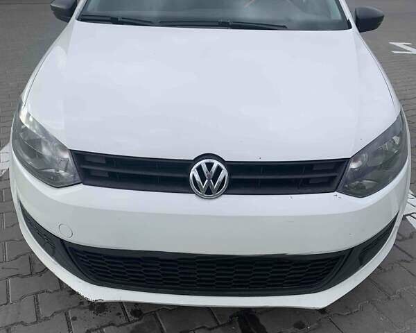 Білий Фольксваген Поло, об'ємом двигуна 1.2 л та пробігом 233 тис. км за 6650 $, фото 13 на Automoto.ua