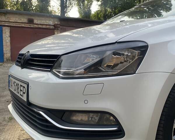 Білий Фольксваген Поло, об'ємом двигуна 1.2 л та пробігом 232 тис. км за 10200 $, фото 9 на Automoto.ua