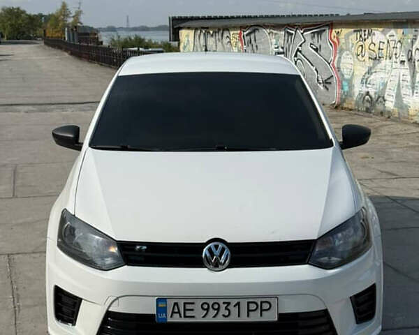 Білий Фольксваген Поло, об'ємом двигуна 1.2 л та пробігом 265 тис. км за 6100 $, фото 3 на Automoto.ua