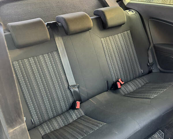 Білий Фольксваген Поло, об'ємом двигуна 1.2 л та пробігом 172 тис. км за 5350 $, фото 12 на Automoto.ua